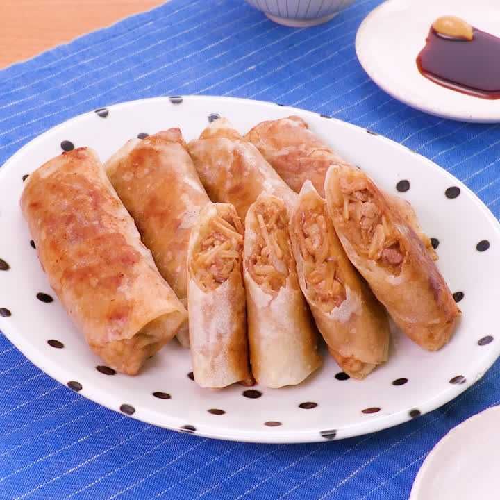 節約レシピ 豚こまとえのきの簡単春巻きのレシピ動画 作り方 Delish Kitchen
