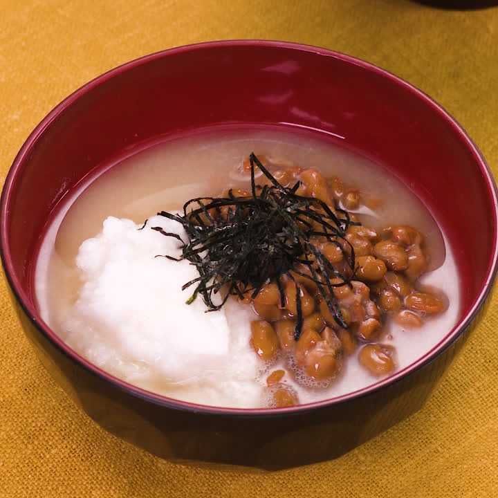 納豆と長芋の味噌汁
