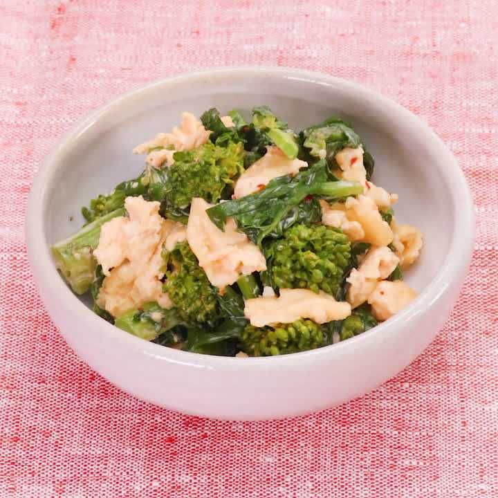 菜の花と卵のピリ辛マヨあえ