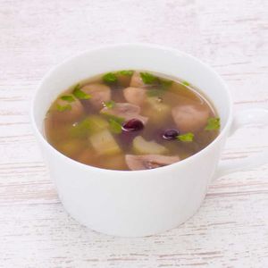 「セロリとお豆のスープ」のレシピ動画