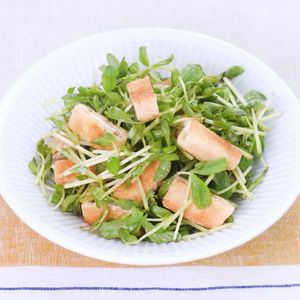 「油揚げと豆苗のポン酢あえ」のレシピ動画