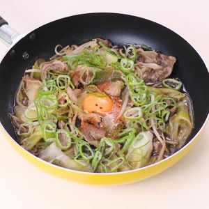 「牛肉とねぎの甘辛煮」のレシピ動画