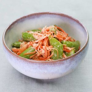 「スナップエンドウのツナマヨ和え」のレシピ動画