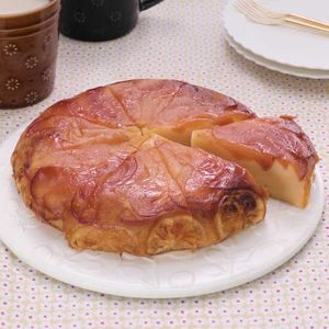 「りんごのハニーレモンケーキ」のレシピ動画