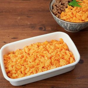 「鍋で作る炒り卵」のレシピ動画