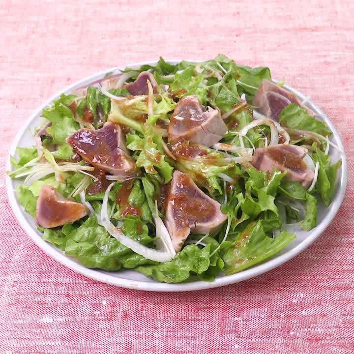 カツオのボリュームサラダ