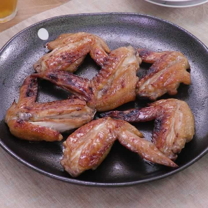 手羽先のこんがり焼き