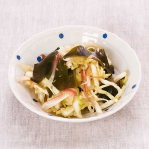 「わかめとキャベツの酢の物」のレシピ動画