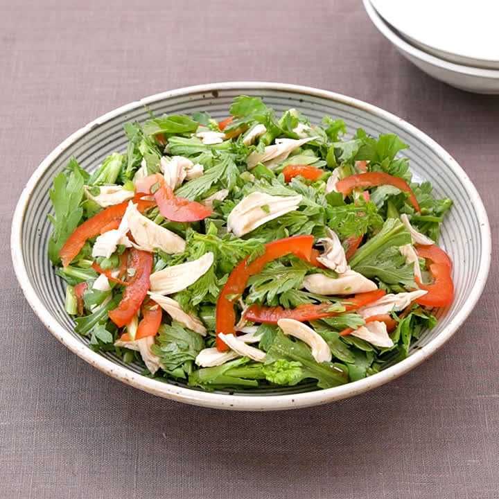 春菊と鶏ささみのさっぱりサラダ