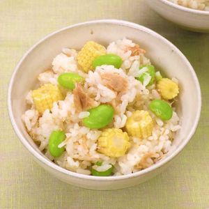 「ヤングコーンと枝豆の炊き込みご飯」のレシピ動画