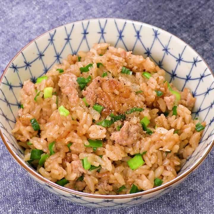 豚ひき肉とニラの炊き込みごはん
