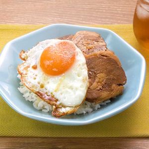 焼豚玉子飯
