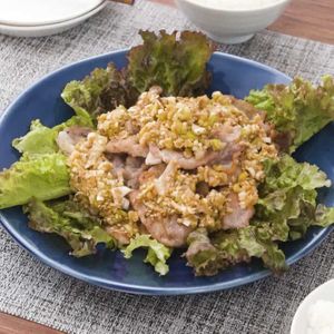 「豚ロースの油淋鶏風」のレシピ動画