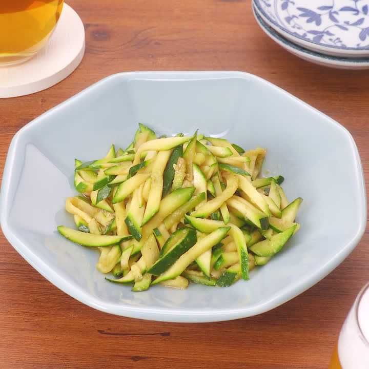ズッキーニのごま和え