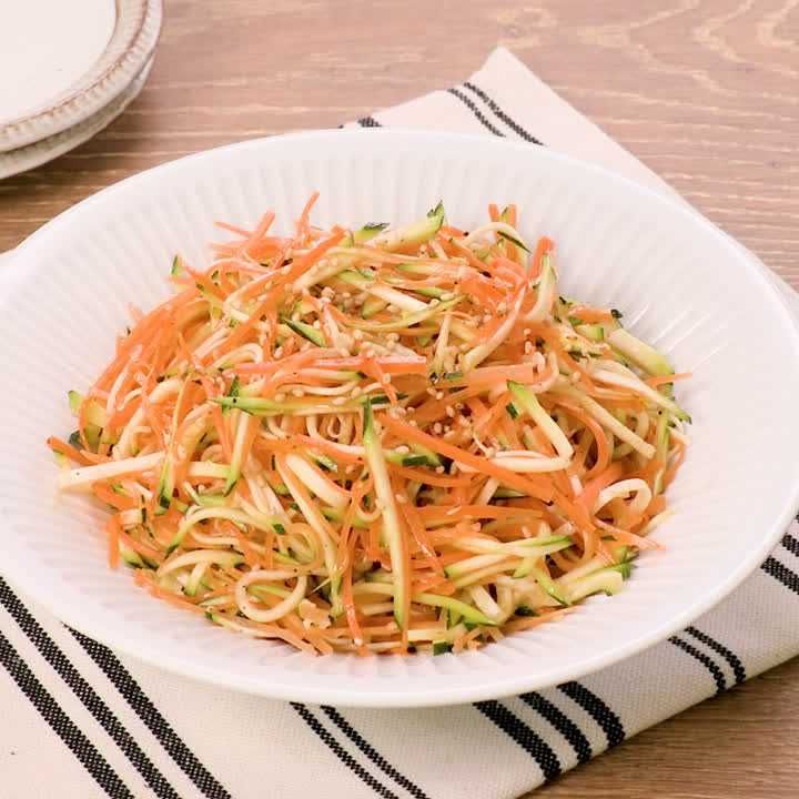 ズッキーニとにんじんのナムル