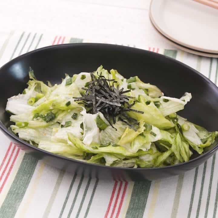 レタスと細ねぎの塩麹あえ