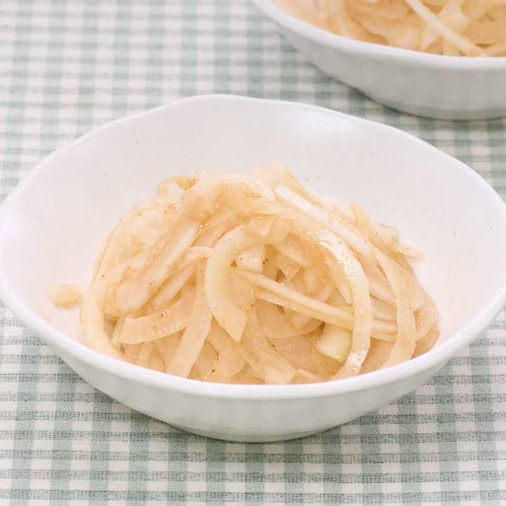 新玉ねぎの胡麻酢和え