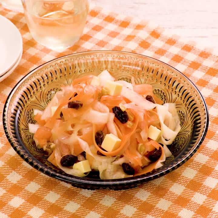 大根とにんじんのリボンサラダ