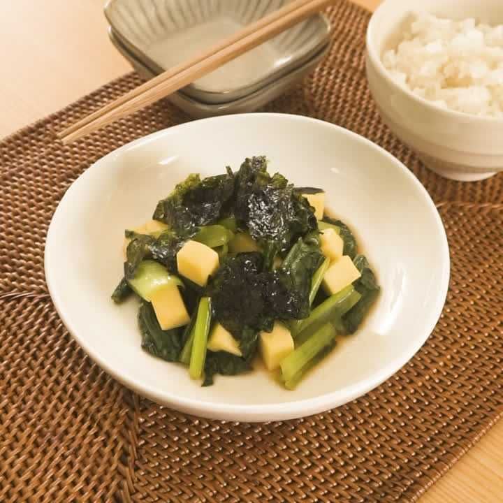 小松菜とチーズのチョレギサラダ