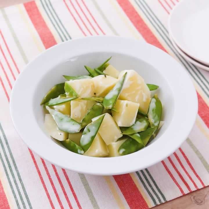 シンプルなおいしさ♪ 絹さやとじゃがいものフレンチサラダのレシピ