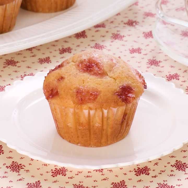 いちごジャムカップケーキ