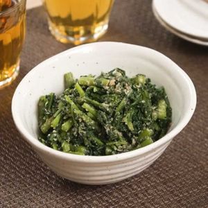 春菊のごまみそ和え