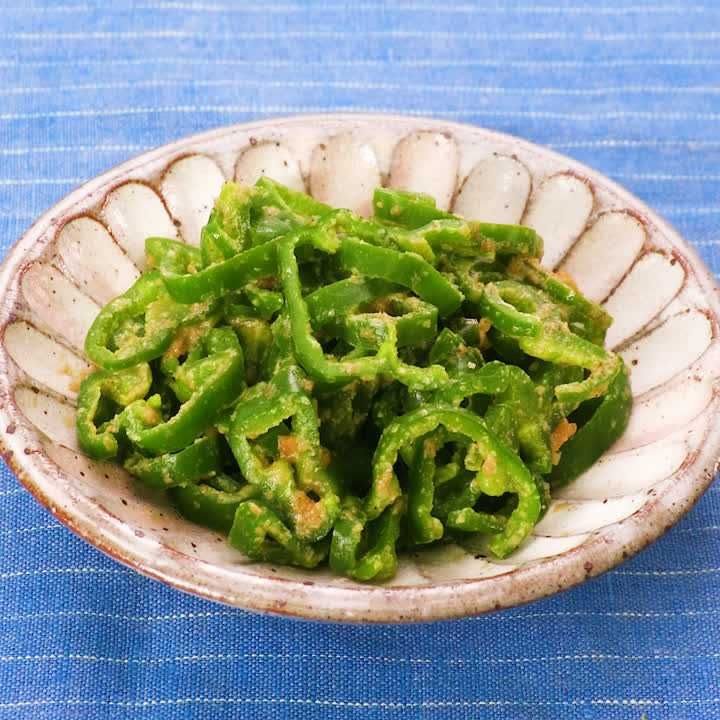 ピーマンの胡麻和え