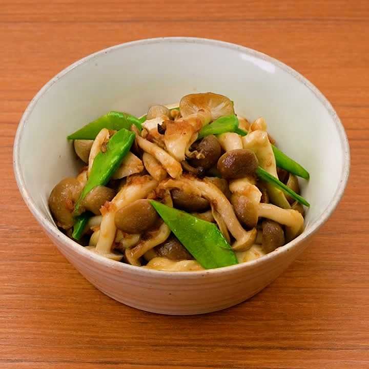 絹さやとしめじのポン酢炒め