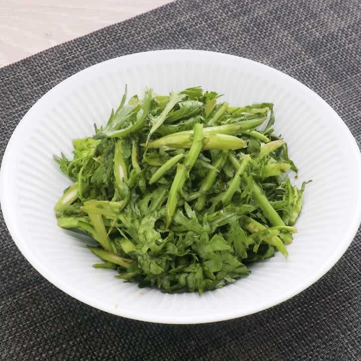 春菊の生姜和え