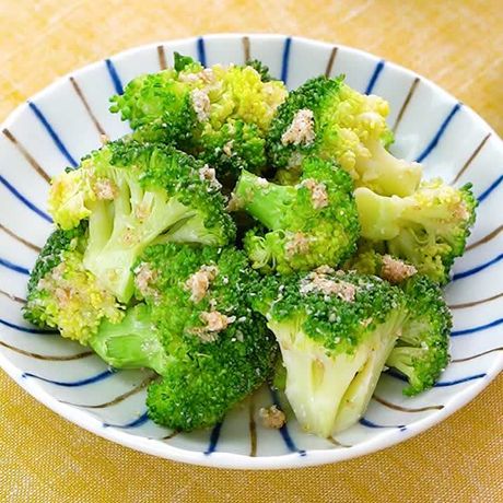 調味料ひとつ 白だしで作るブロッコリーのごまあえのレシピ動画 作り方 Delish Kitchen