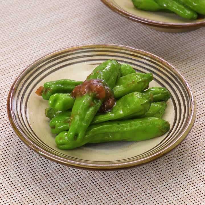 ししとうの梅にんにくあえ