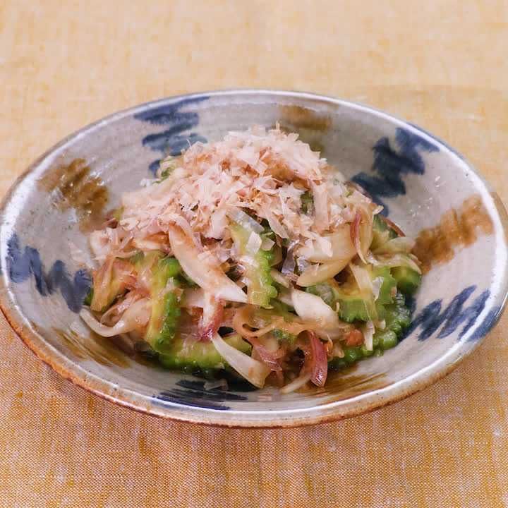 ゴーヤーとみょうがのおかかサラダ