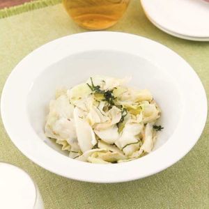 「キャベツと大葉の塩ごまナムル」のレシピ動画