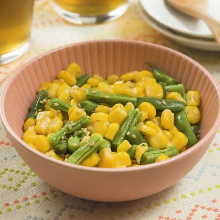 いんげんとコーンの塩ごま和え