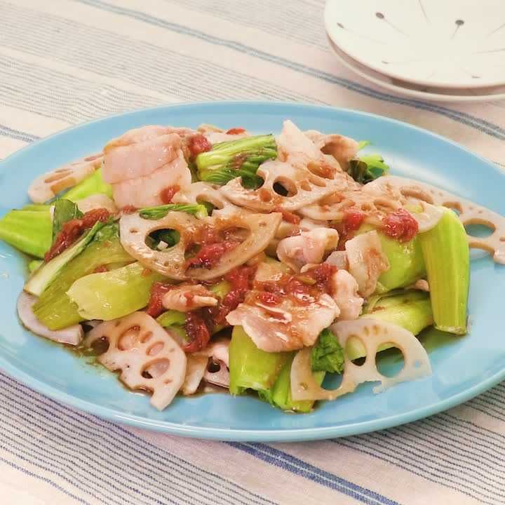 豚バラとちんげん菜の重ね蒸し野菜