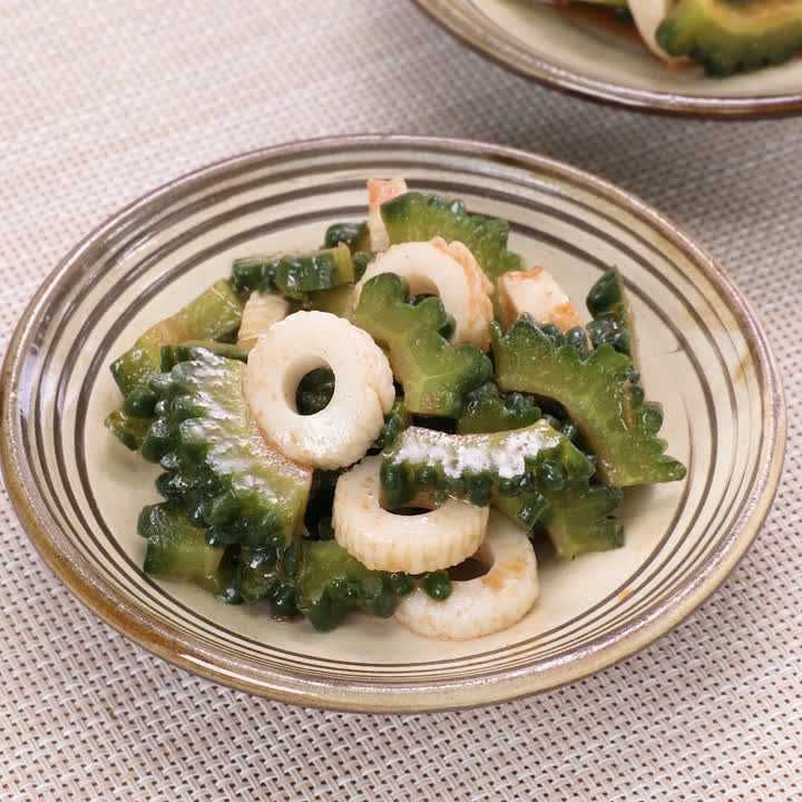 ゴーヤーとちくわのピリ辛あえ