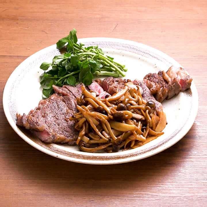 きのこソースのサーロインステーキ