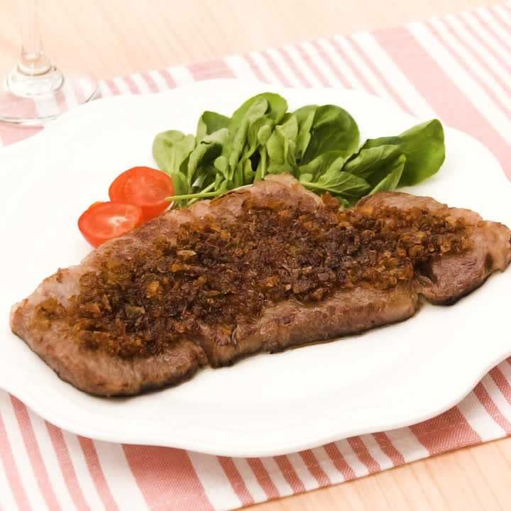 お肉柔らかソースが決めて 漬け込みシャリアピンステーキのレシピ動画 作り方 Delish Kitchen