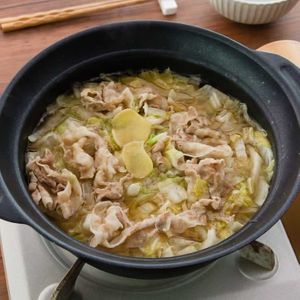 「豚肉の白菜鍋」のレシピ動画