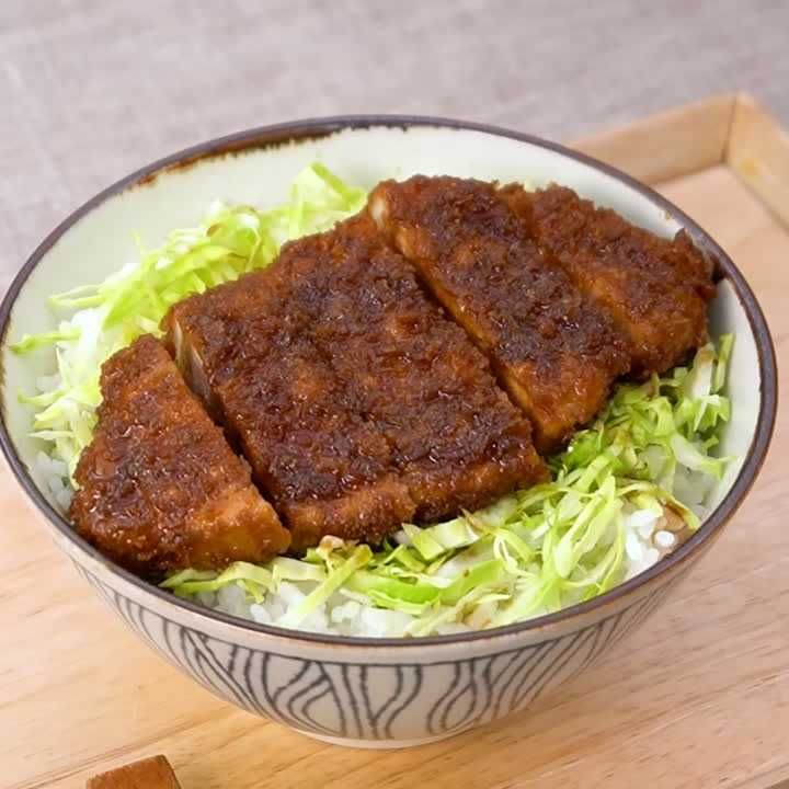 ボリューム満点！玉ねぎなしで作るカツ丼のおすすめレシピ18選