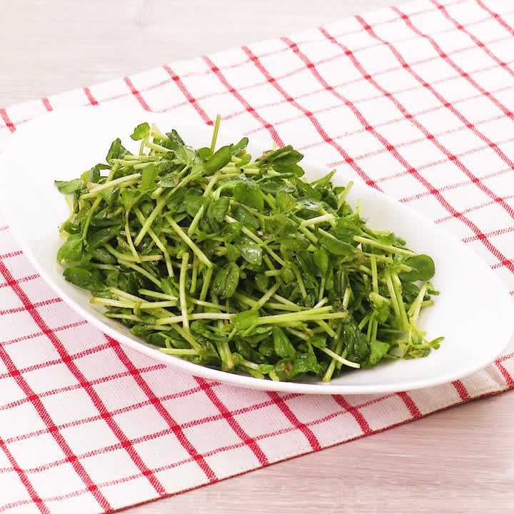豆苗のさっぱり胡麻和え