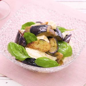 「なすとチーズのオリーブオイル和え」のレシピ動画