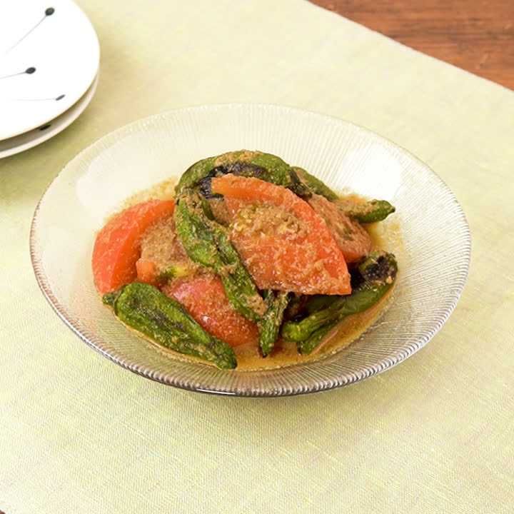 トマトとししとうのごま酢和え
