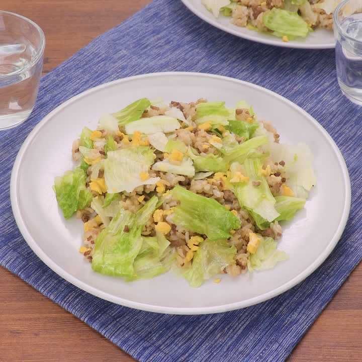 合い挽き肉とレタスの炒飯