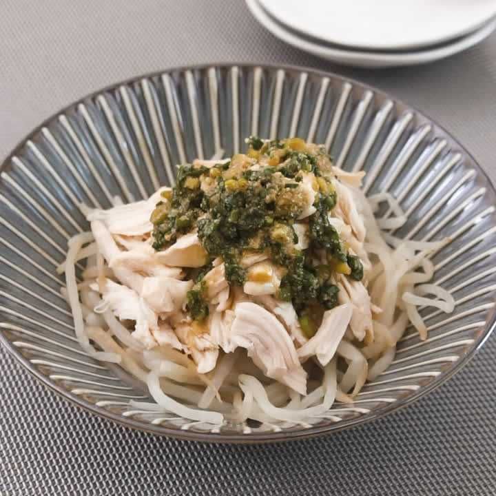 もやしとチキンのねぎだれサラダ