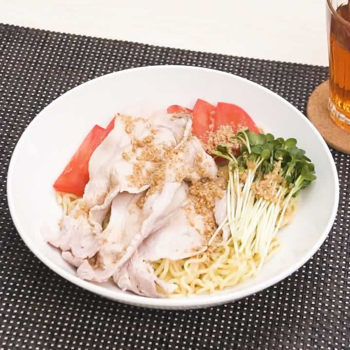 ゆで豚とトマトの冷やし中華