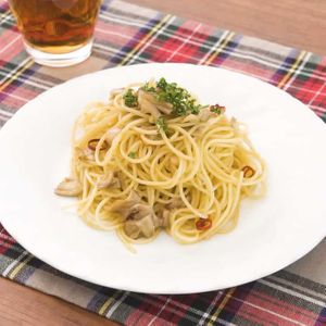 「アンチョビとまいたけのペペロンチーノ」のレシピ動画