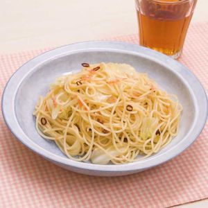 「桜海老と春キャベツのペペロンチーノ」のレシピ動画