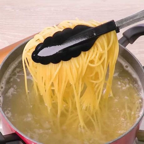 料理の基本 パスタのゆで方のレシピ動画 作り方 Delish Kitchen
