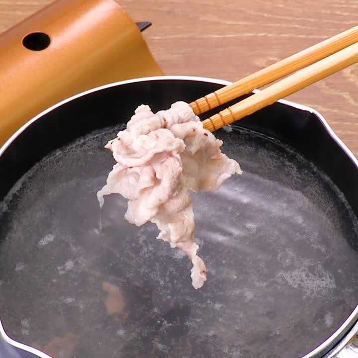 失敗しない冷しゃぶの作り方！硬くならない豚肉のゆで方と冷やし方 | デリッシュキッチン